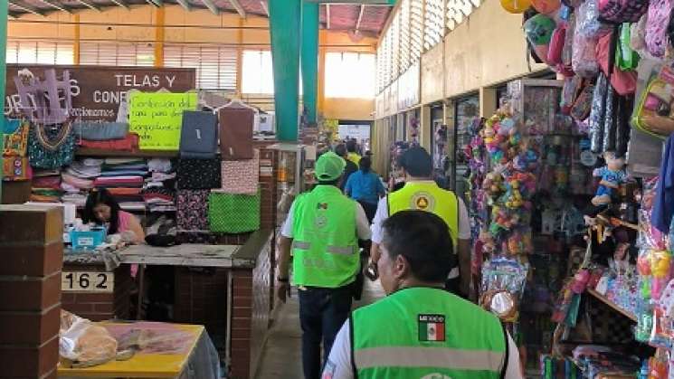 Realizan prevención y seguridad en mercados públicos de Oaxaca 