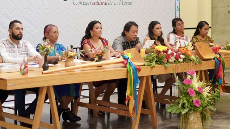Presentan programa de delegaciones participantes en Guelaguetza 
