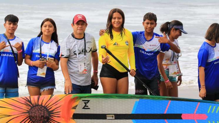 Surfistas oaxaqueños obtienen 22 medallas en Conade 2024  