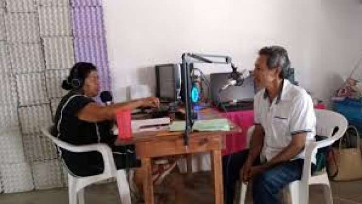 Logran mujeres afrodescendientes en Tututepec concesión de radio 