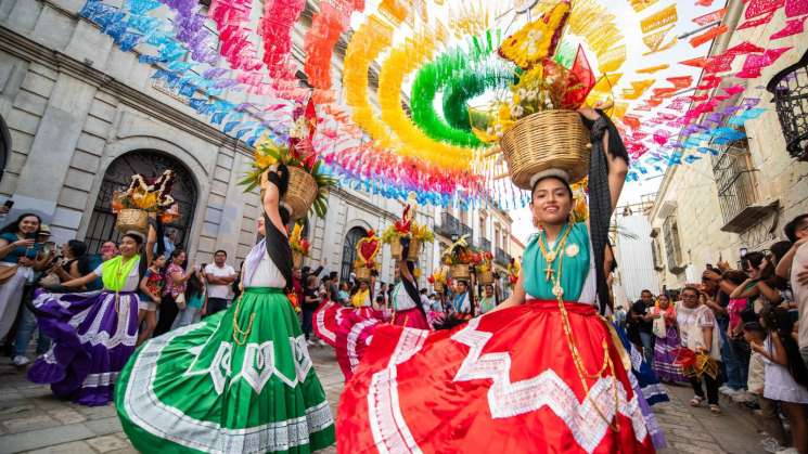 Con Primer Convite de la Guelaguetza 2024 anuncia la Guelaguetza 