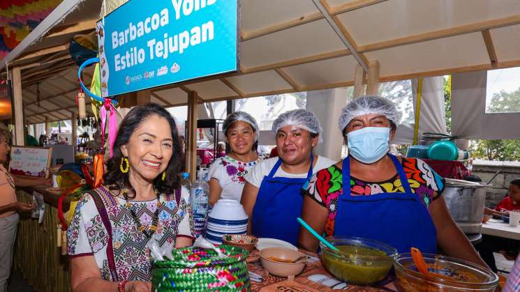 Comparten gueza, cultura y música en cierre de Guelaguetza 