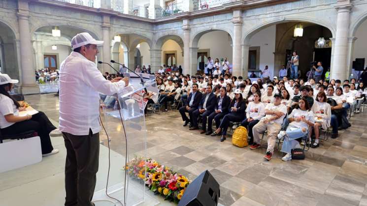 Juventud es energía, renovación y motor de la sociedad: S.J