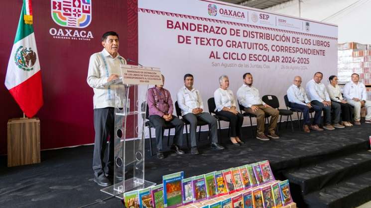 Inicia Salomón Jara distribución de libros gratuitos en Oaxaca 