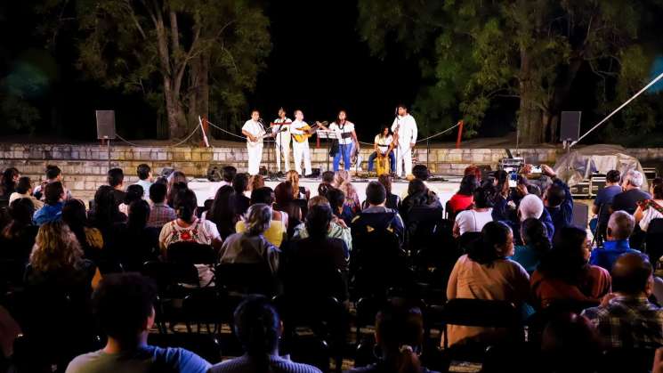  Realizan con éxito segunda función de “Tardes de Jardín”  