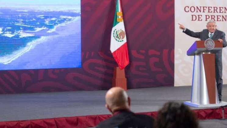 AMLO declara área natural protegida de minera en Quintana Roo