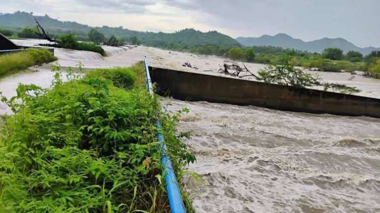 Río Verde deja incomunicados a comunidades de la Costa 