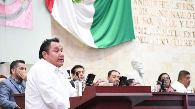 Piden eliminar reelección en ediles y diputados en Oaxaca 