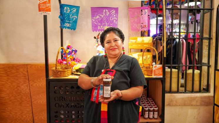 Mercado de marcas oaxaqueñas en Festival Internacional Cervantino