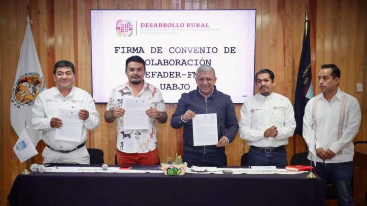 Firman convenio Sefader y Facultad de Medicina Veterinaria 