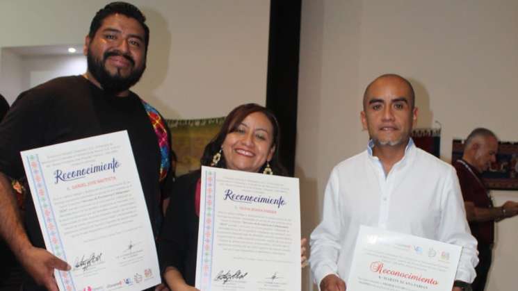 Premian a ganadores del 3°concurso Jóvenes de Excelencia