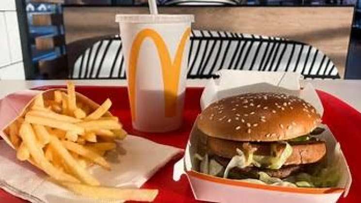 Por comer hamburguesas McDonalds muere 1 y 10 se intoxican en EU