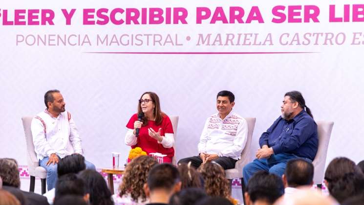 Con ponencia magistral, promueven la educación para la libertad  