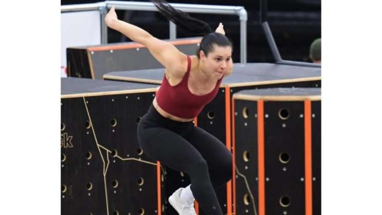 Gana Ella Bucio medalla de oro en el Mundial de Parkour