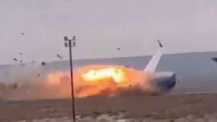 Tragedia en el Mar Caspio, cae avión de Azerbaijan Airlines 