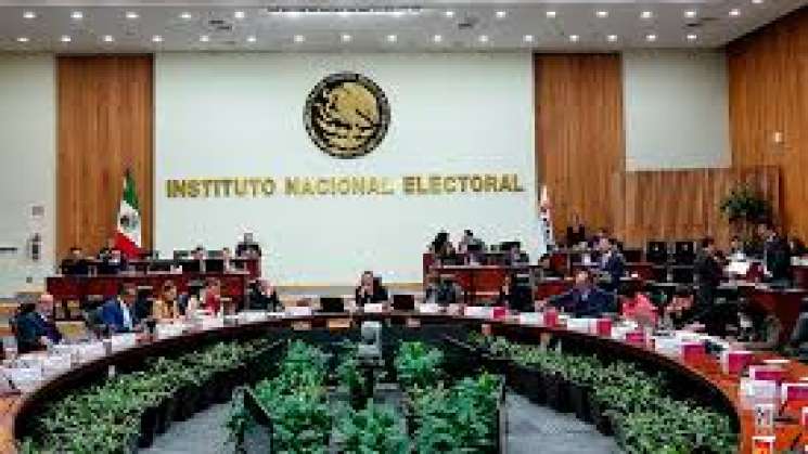 Reduce INE presupuesto para elección judicial a la mitad