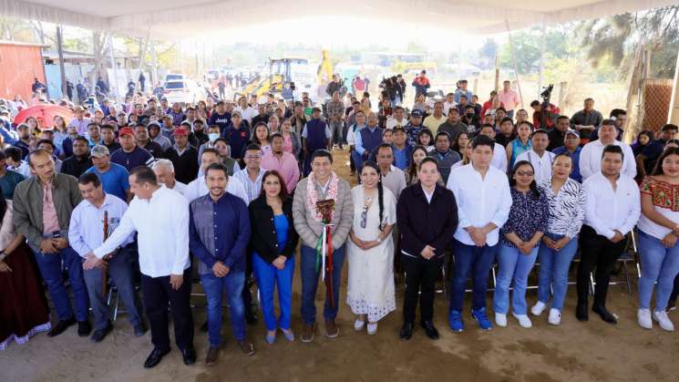 Inicia Salomón Jara Mega Plan de Bacheo y Reencarpetamiento  