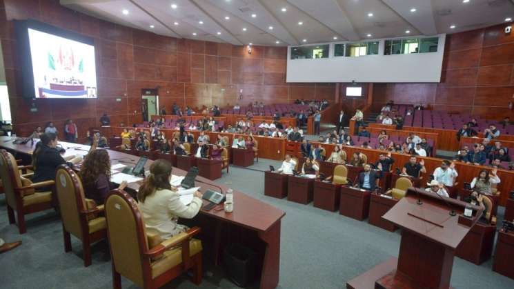 Congreso de Oaxaca aprueba leyes de Ingresos en 20 municipios