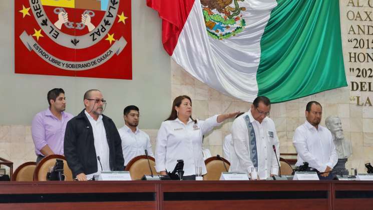 Comparece ante Congreso de Oaxaca titular de Inplan