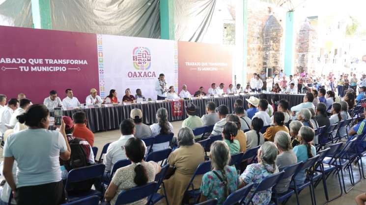 Apuesta Gobierno de Oaxaca a desarrollo de Santa Catarina Loxicha