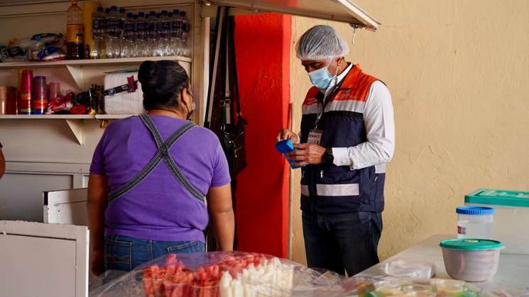 SSO vigila escuelas para frenar venta de comida chatarra