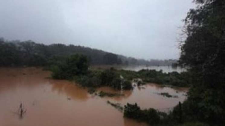 Causa desborde de río 240 damnificados y daños en Oaxaca 