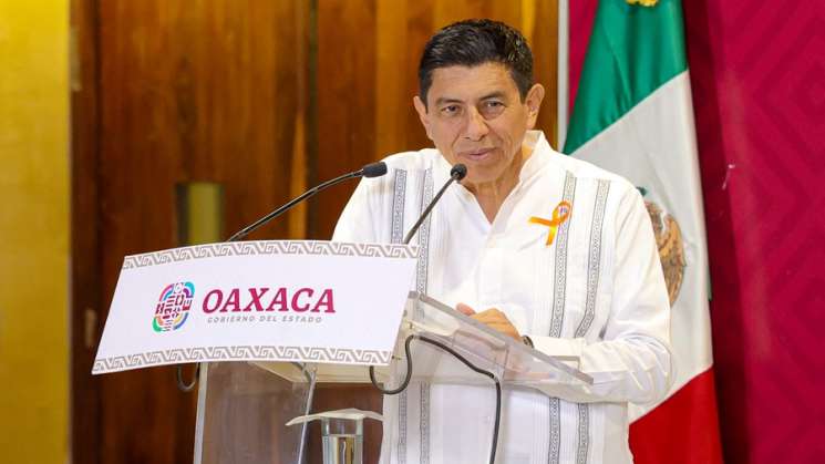 Reduce Salomón Jara deuda pública de Oaxaca