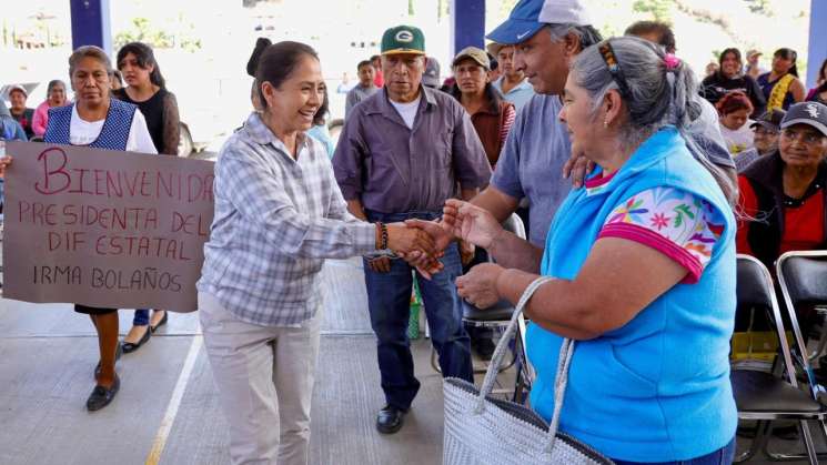 Refrenda Irma Bolaños compromiso con Lalopa y Yavesía