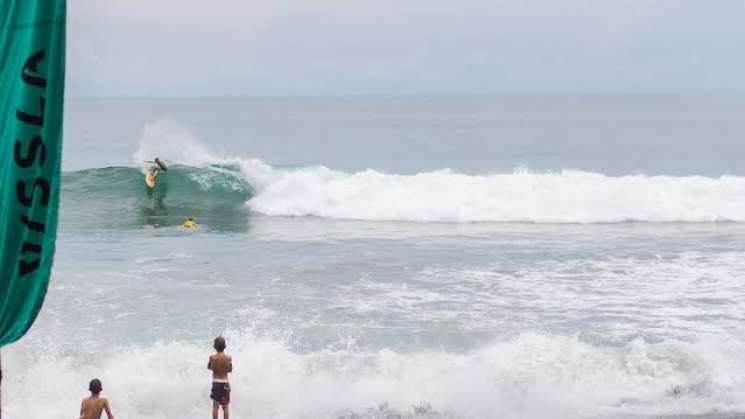 Reconocen a Puerto Escondido como Reserva Mundial de Surf